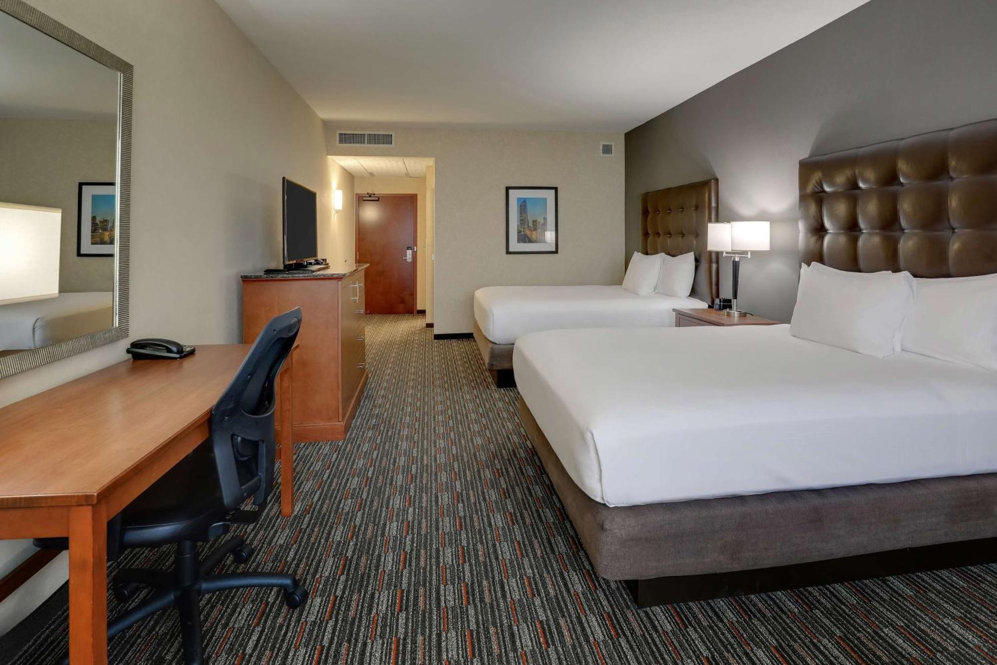 Drury Inn & Suites Charlotte Arrowood Luaran gambar