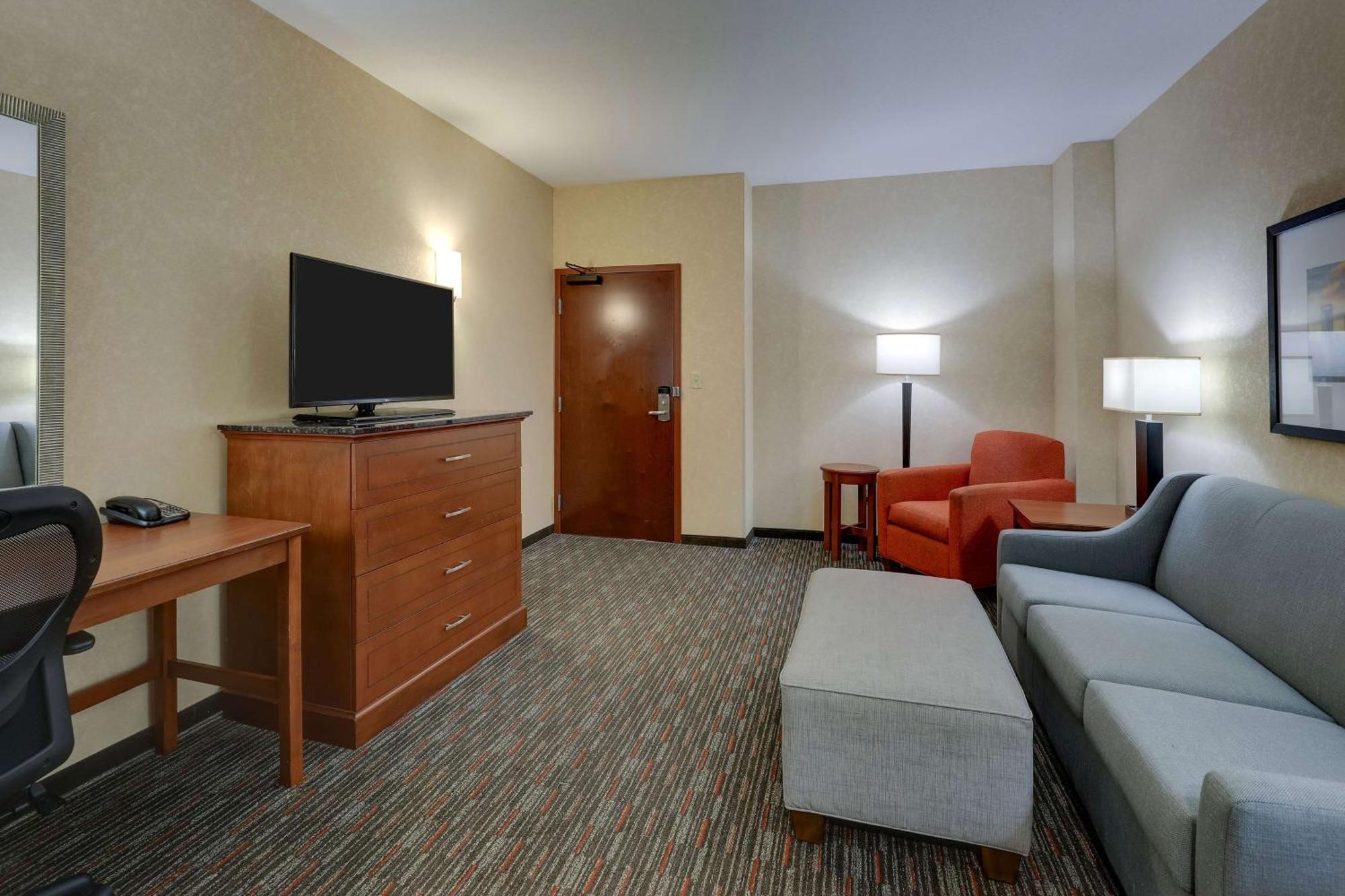 Drury Inn & Suites Charlotte Arrowood Luaran gambar