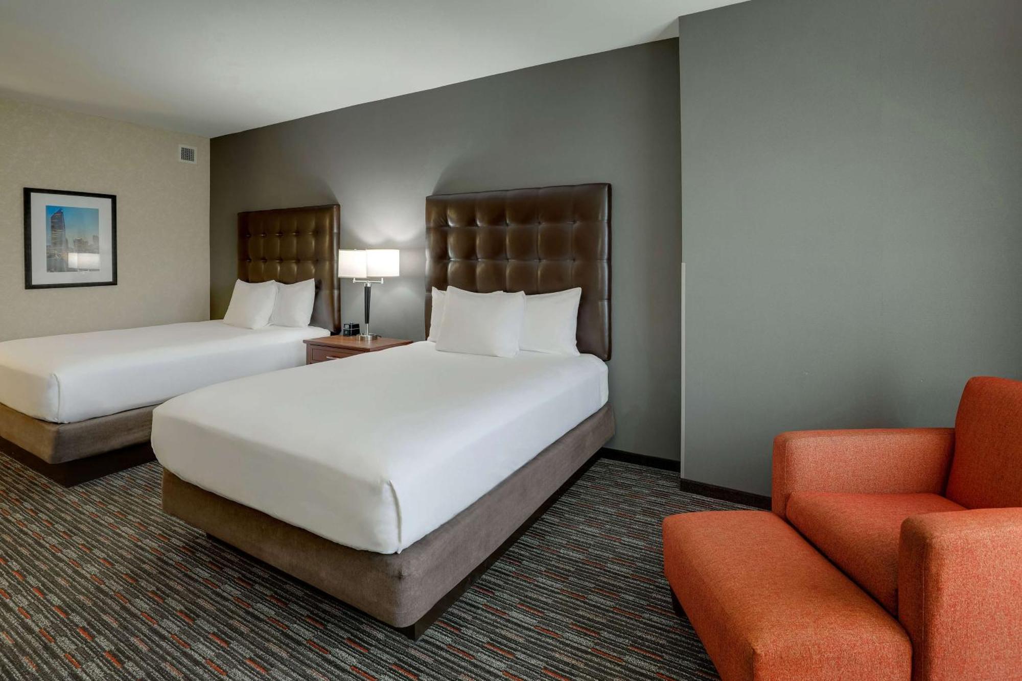 Drury Inn & Suites Charlotte Arrowood Luaran gambar