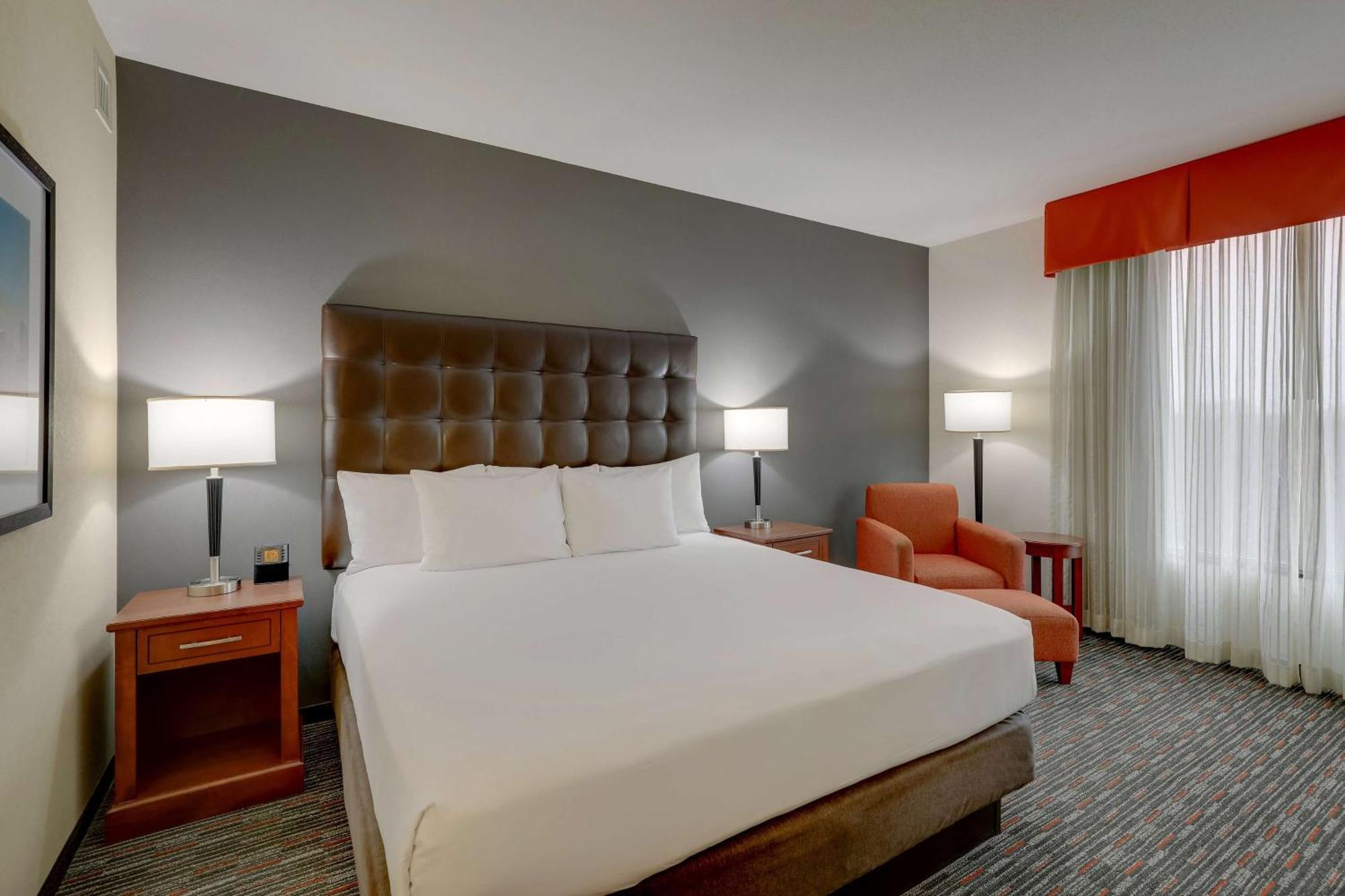 Drury Inn & Suites Charlotte Arrowood Luaran gambar