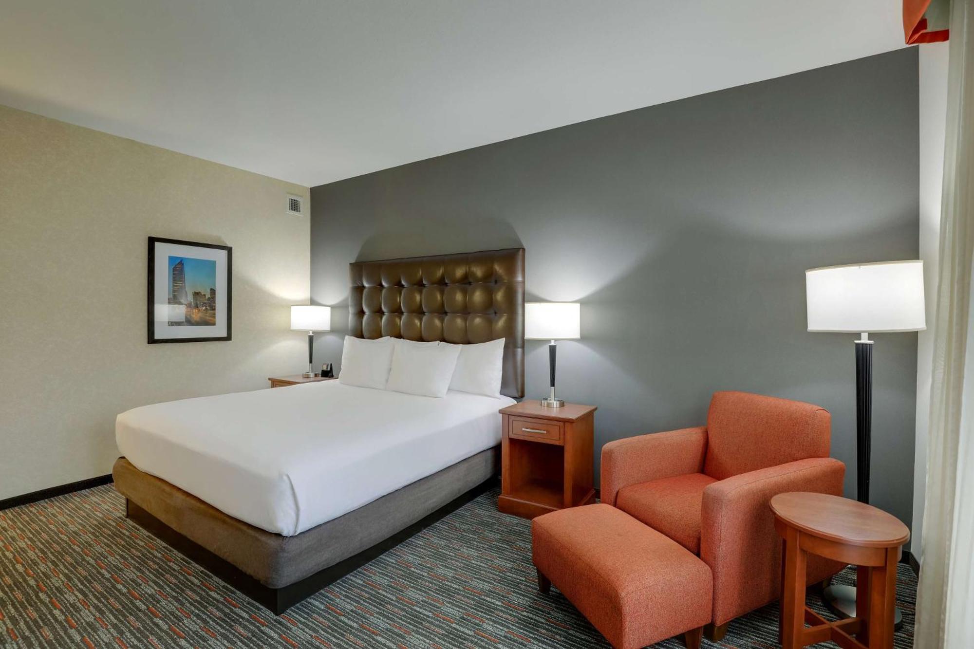 Drury Inn & Suites Charlotte Arrowood Luaran gambar