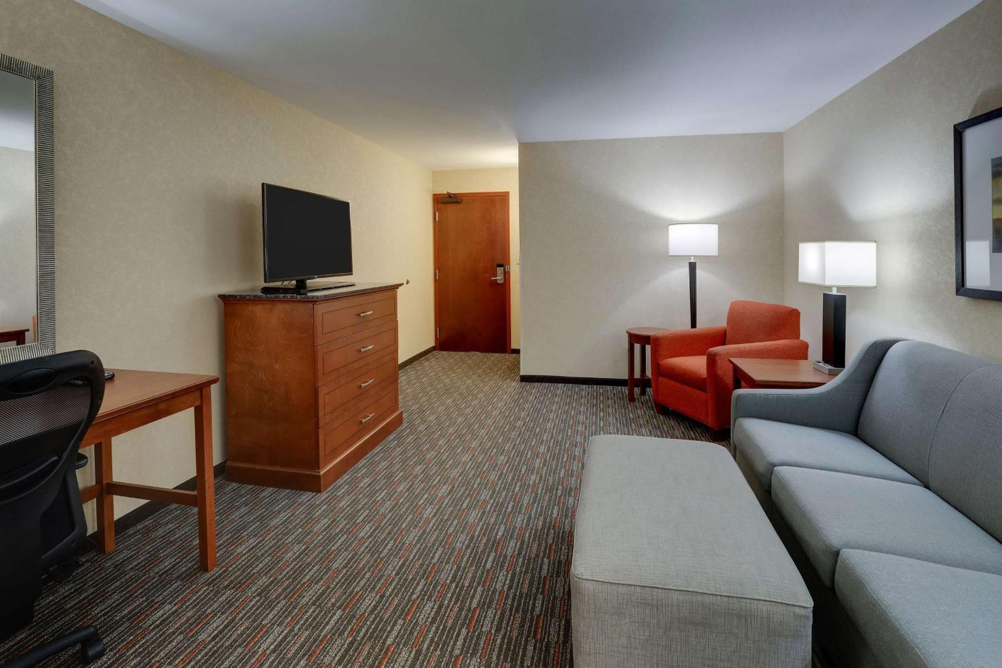 Drury Inn & Suites Charlotte Arrowood Luaran gambar