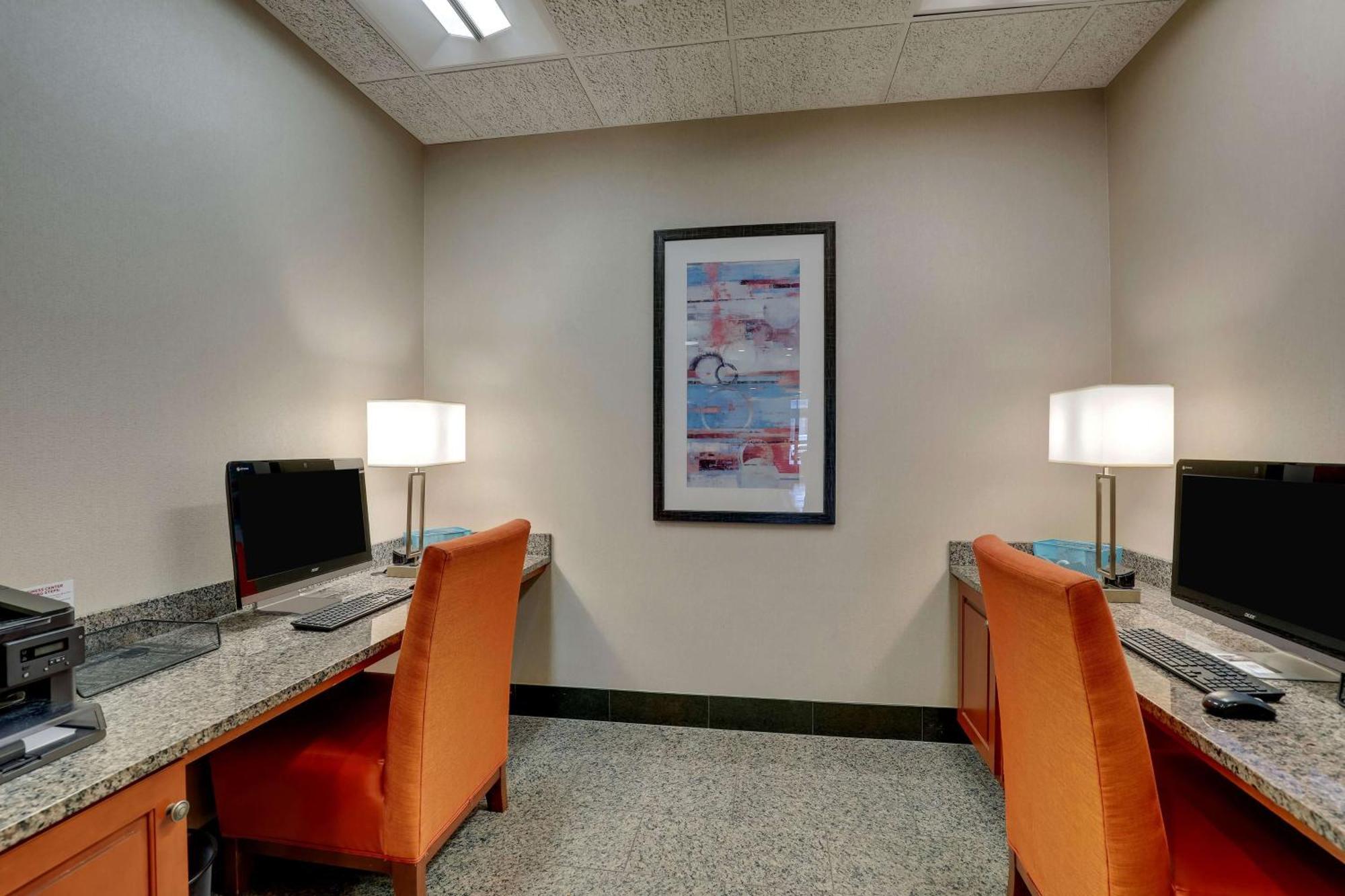 Drury Inn & Suites Charlotte Arrowood Luaran gambar