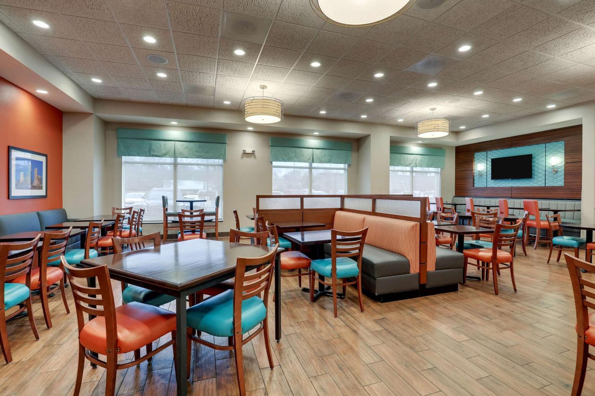Drury Inn & Suites Charlotte Arrowood Luaran gambar