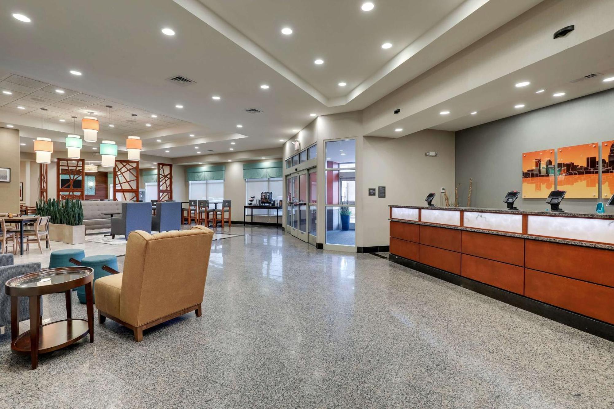 Drury Inn & Suites Charlotte Arrowood Luaran gambar
