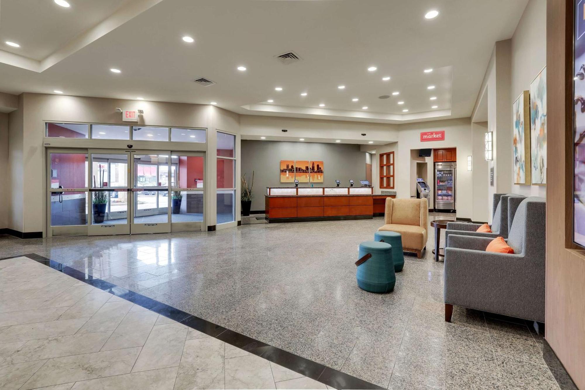 Drury Inn & Suites Charlotte Arrowood Luaran gambar